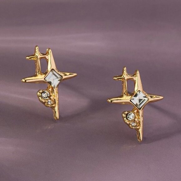The Wild Clover Jewelry - DAWN GOLD STAR STUD EARRINGS